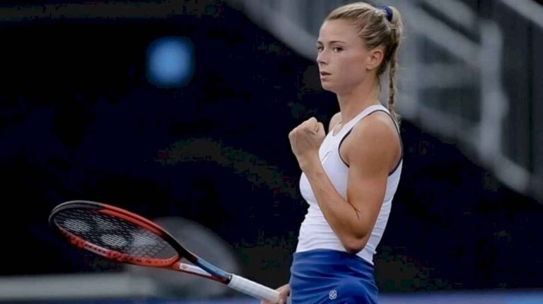 camila-giorgi,-la-tenista-italiana-hija-de-un-combatiente-de-malvinas,-irrumpio-en-sus-redes-con-un-posteo