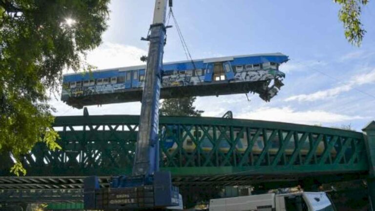 choque-de-trenes:-removieron-la-formacion-de-la-linea-san-martin-que-choco-en-palermo