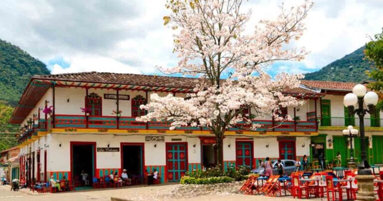 Este es el municipio antioqueño seleccionado entre los 100 mejores pueblos del mundo para ir de vacaciones