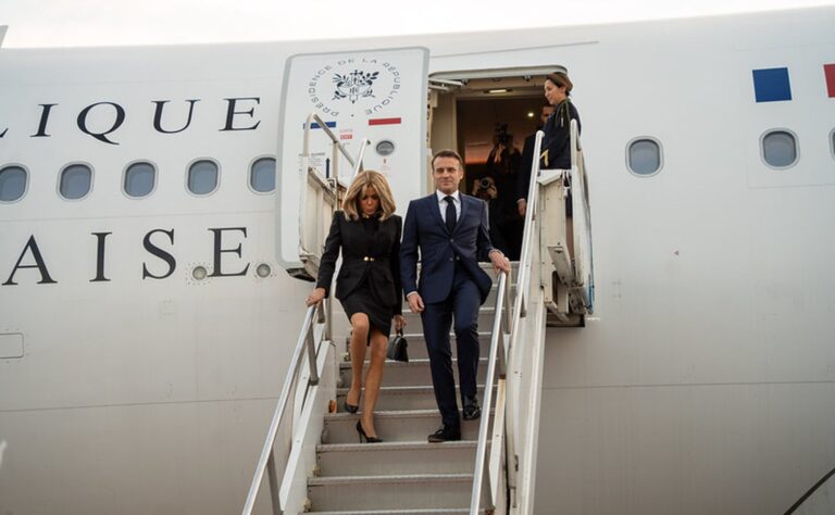 Emmanuel Macron llegó a la Argentina y compartió una cena con Javier Milei en la Quinta de Olivos