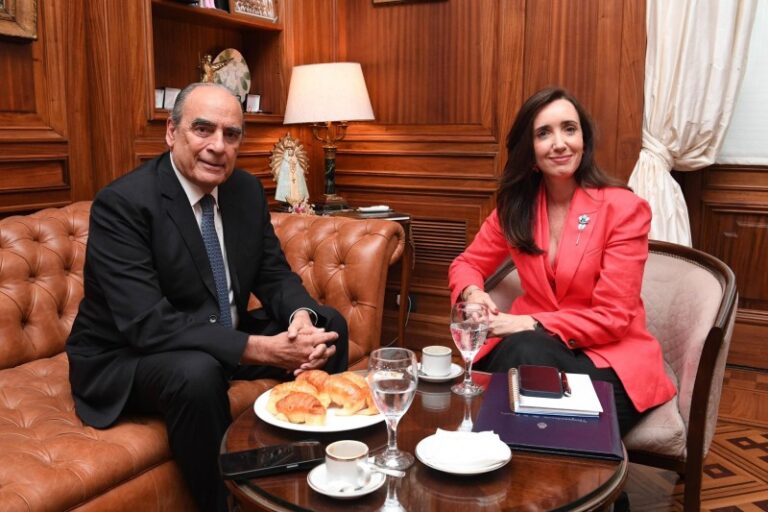 Villarruel recibió a Francos a solas y trató de neutralizar la bronca de la Rosada