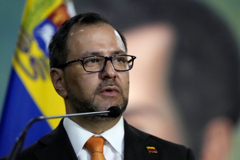 Detención del gendarme: el canciller de Venezuela, Yván Gil, acusó a Milei y a Bullrich de llevar adelante un plan terrorista
