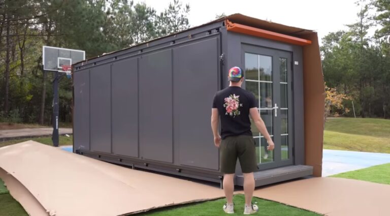 Cómo son las casas que se compran en Amazon y llegan embaladas por correo