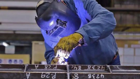 La industria comenzó el año en negativo tras el derrumbe de 2024, según una consultora privada