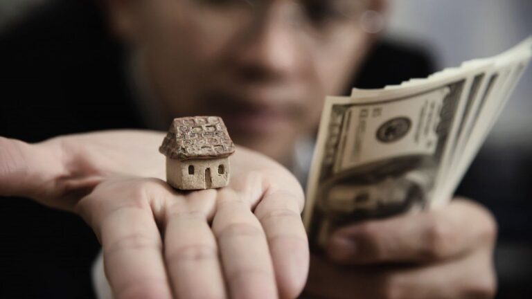 Una huida a Francia, un pago sin hacerse y un colapso bancario: así fue la crisis de 1772