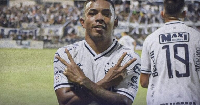 Quilmes le ganó a Colegiales sobre el final y quedó a un punto de la cima