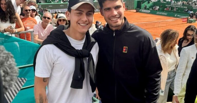De campeón a campeón: Dybala presenció el partido de Alcaraz por el Masters 1000 de Montecarlo