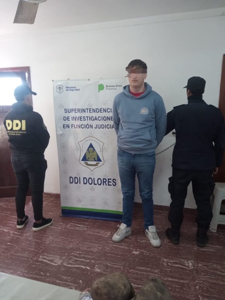 Arrestaron a un hombre y una mujer que hacían compras con transferencias virtuales falsas