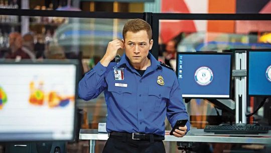 Hollywood vuelve a abrazar a los héroes «duros»