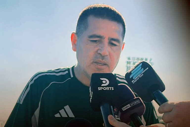 Mundial de Clubes: Riquelme llegó a Miami para sumarse a la delegación de Boca