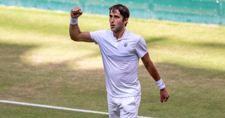 Etcheverry: de salvar dos match points a quedarse con un triunfo bárbaro ante Rublev en Halle