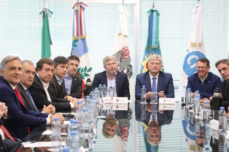 Los gobernadores furiosos con Milei porque no quiso discutir los fondos: «Se roba los ATN»