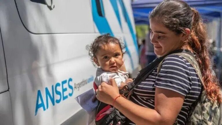 ANSES: la AUH recibirá un triple bono en julio con montos que sorprenden