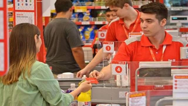 Los aumentos de sueldo en paritarias para empleados de supermercados en agosto 2025