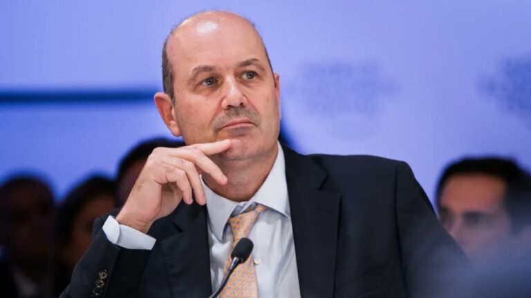 Federico Sturzenegger aseguró que las medidas que aprobó ridiculizan al Senado