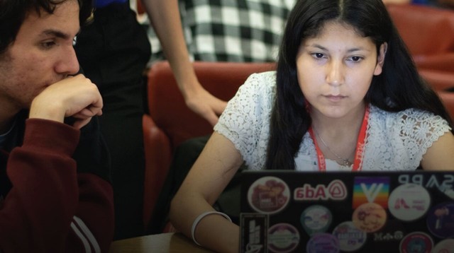 Paso a paso para solicitar una de las 150 becas de Google y Junior Achievement para formarse en Soporte IT