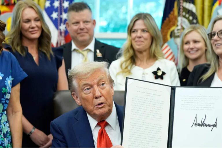 Trump recordó a las víctimas del atentado en Afganistán durante la retirada de Biden