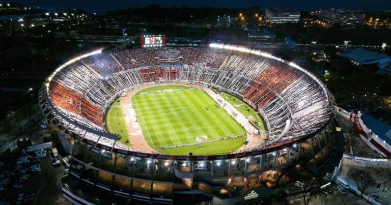 Tras la violencia en Avellaneda, River ajusta el operativo de seguridad para el cruce copero vs Palmeiras: habrá visitantes en el Monumental?