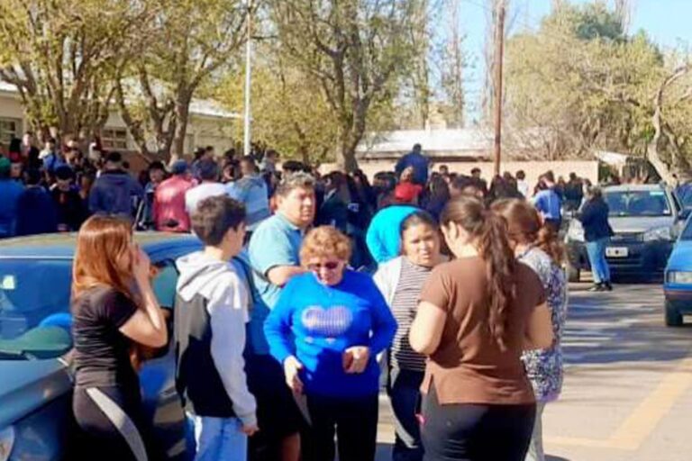 Conmoción en La Paz: la comunidad educativa vive horas de angustia tras los disparos en una escuela