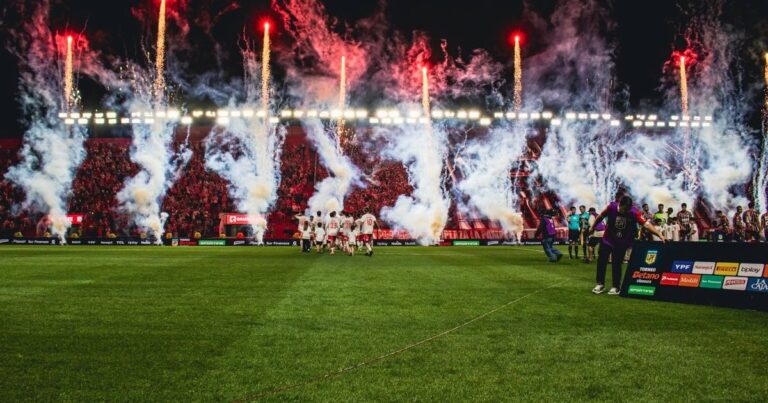 Bicho Modelo: Argentinos y un superávit de cuatro palos