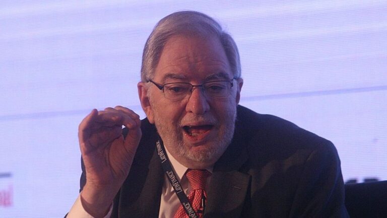 Claudio Loser: «Un tipo de cambio más razonable se ubicaría en $1.600»