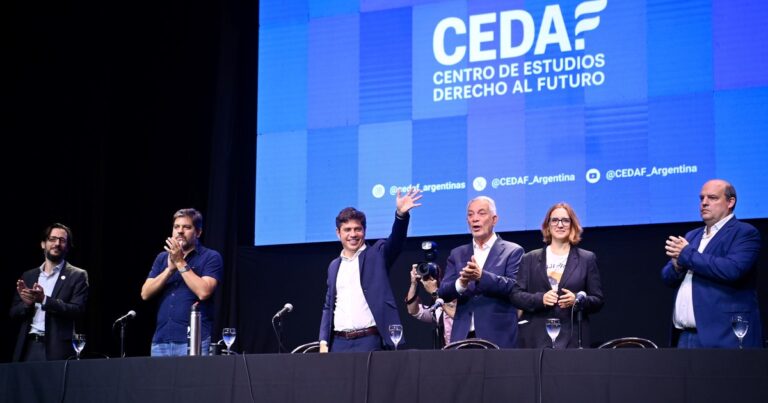 «El presidente más ignorante y sometido»: Kicillof lanzó su think tank para apuntalar su carrera hacia 2027 y cargó contra Milei