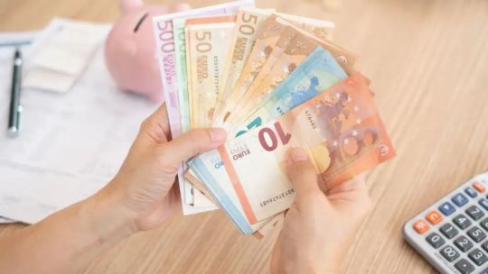 A cuánto cerró el euro hoy, martes 17 de marzo