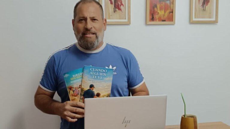 Roberto Colucci, profesor de Educación Física de la escuela Patria Grande en Las Heras, Mendoza.