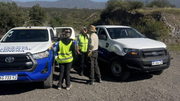 Operativo de clausura de una mina clandestina en la zona del dique Papagayos, Mendoza