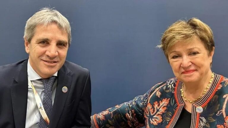 Delegación económica argentina en reuniones del FMI y Banco Mundial en Washington.
