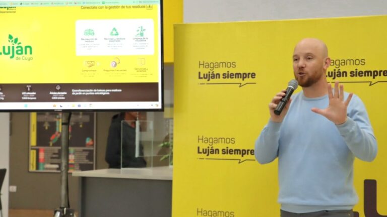 Ilustración representativa de inteligencia artificial y tecnología en Luján de Cuyo, Mendoza.