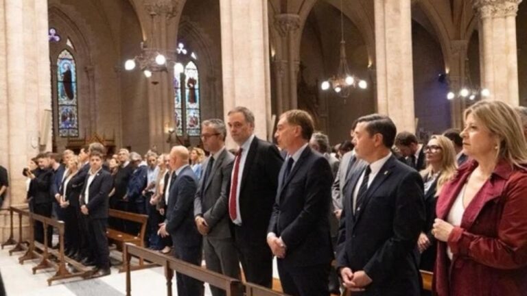 Vista de la Basílica de Luján durante la misa en conmemoración del papa Francisco.