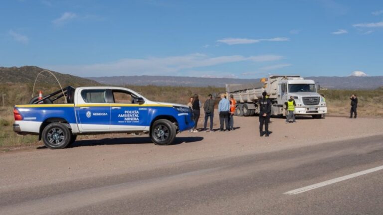 Operativo de control y ordenamiento territorial en la zona de Campo Cacheuta, Mendoza.