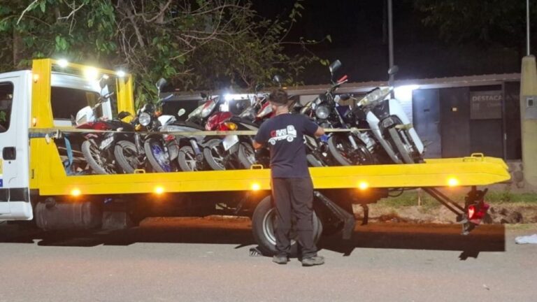 Operativo de control policial en calles de San Martín, Mendoza