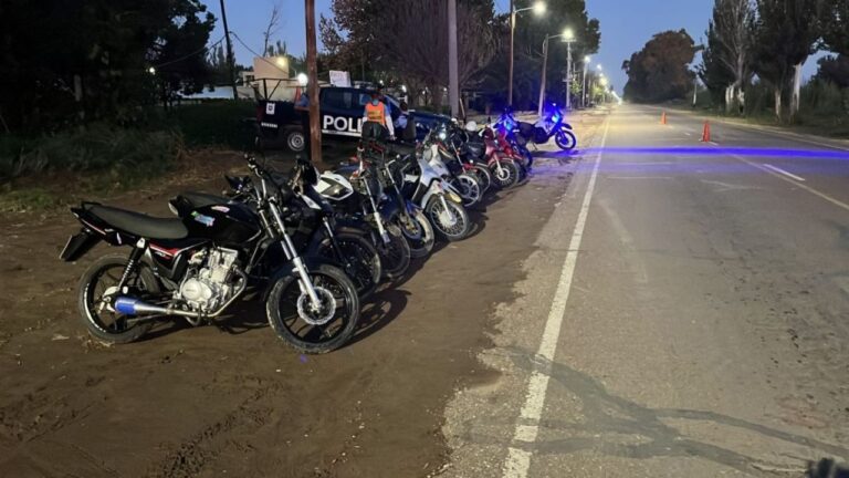 Operativo de control vial de la Policía de Mendoza en el departamento de San Martín